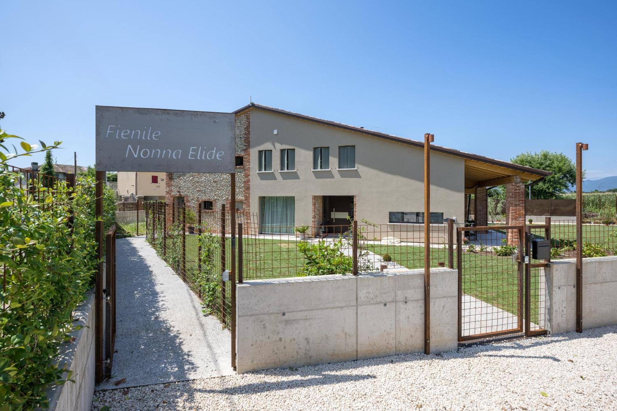 Hotel Fienile Nonna Elide Altivole  Exterior foto